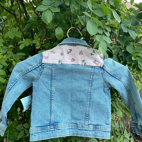 Okie Dokie Baby Girls Floral Detail Denim Jean Jacket - Picture 2 of 3